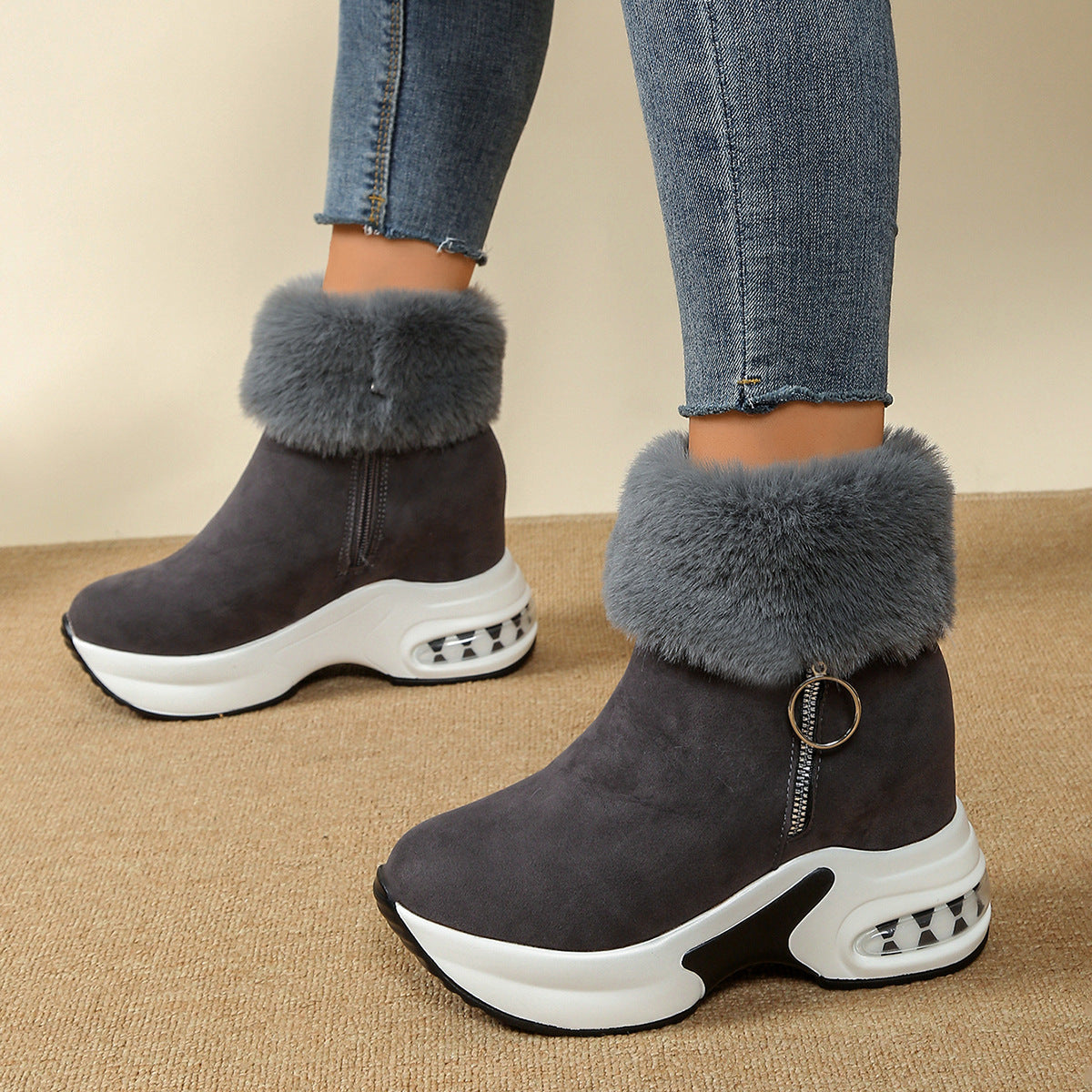 Womens Height-Enhancing Insulated Platform Fleece-Lined Ankle Boots
